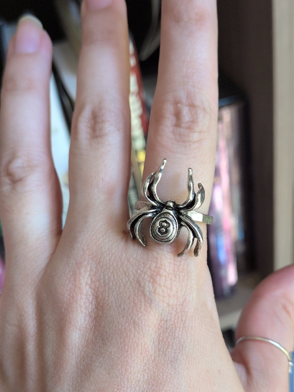 Silver Tone Spider Ring with 8 Ball Detail Sz 7.75